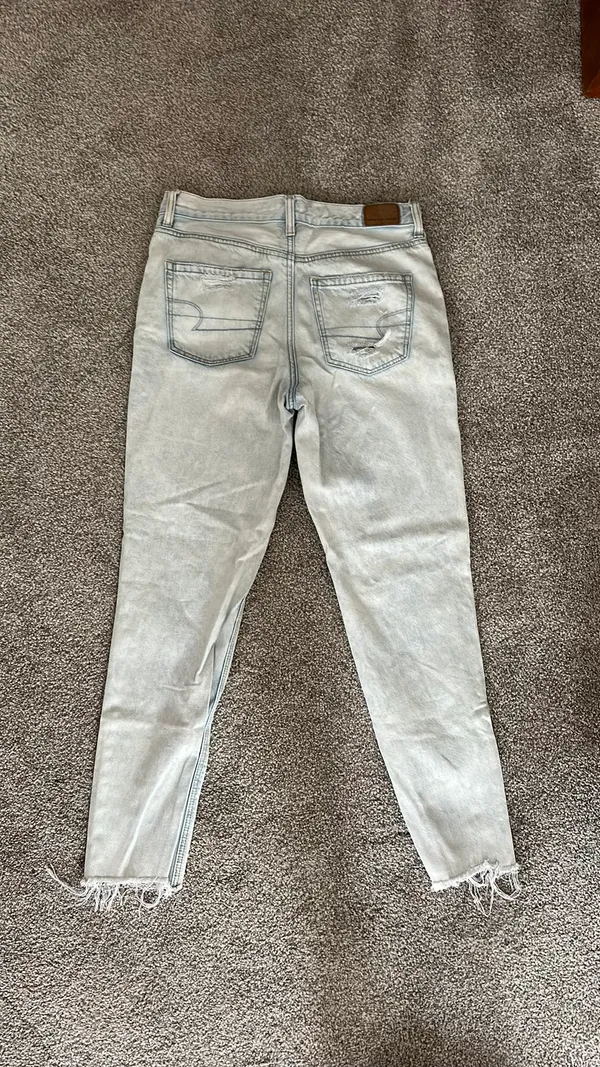 American Eagle Jeans Outfitters - Image 6