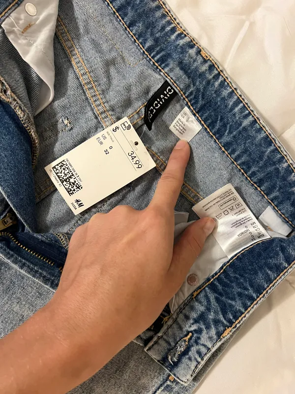 H&M wide leg jeans - Image 4