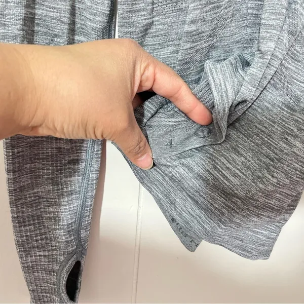 Lululemon Swiftly Tech Long Sleeve Shirt Gray Size 4 Running Athletic - Image 3