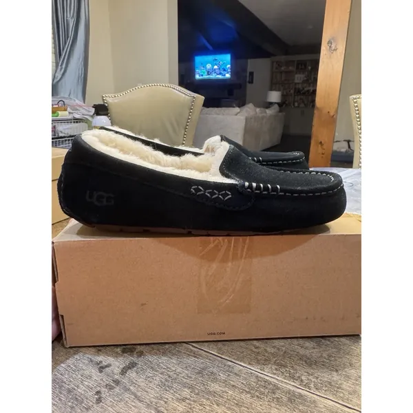Women's Ansley Slipper Size 7 Black Suede Fur Lining - Image 4
