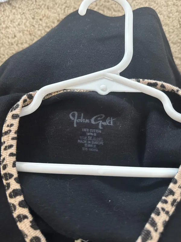 Brandy Melville Tee Baby John Galt - Image 2