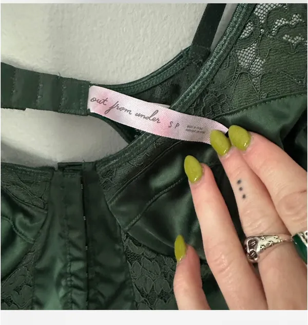 Out From Under Bodysuit lace - Image 2