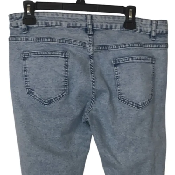 Light Wash Flared Women's Jeans Size XXL Mid Rise - Image 5