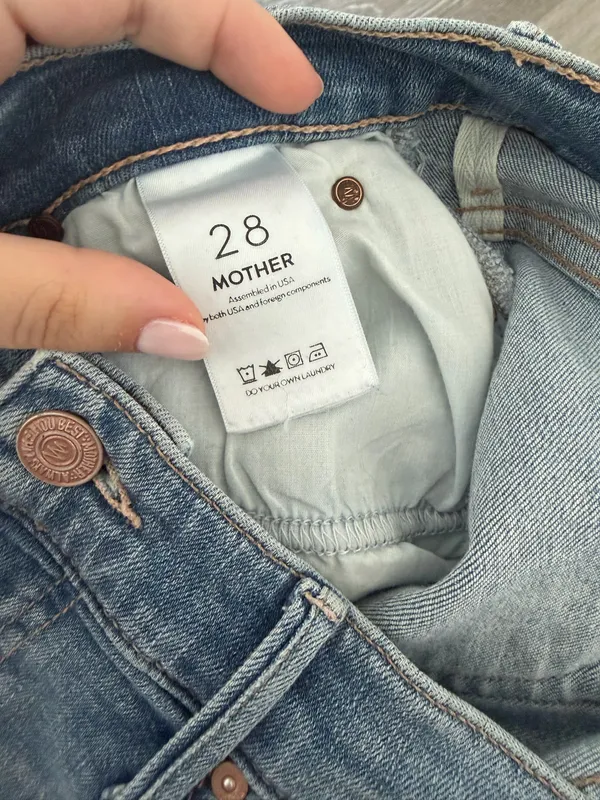 MOTHER Denim Ankle Jeans - Image 7