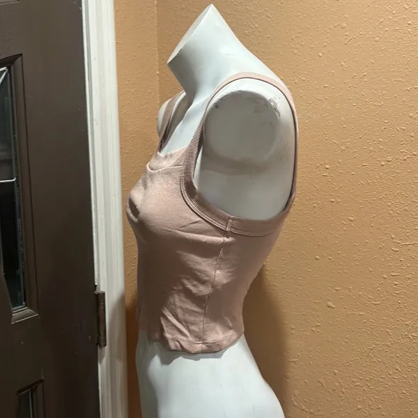 Zara beige spaghetti strap crop top - Image 3
