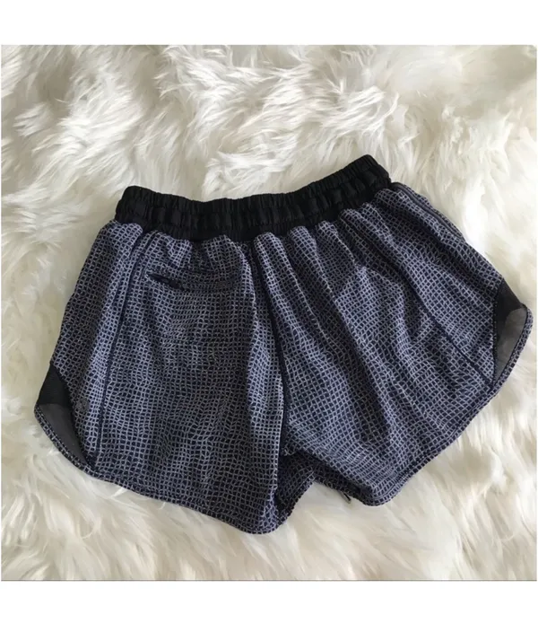 Lululemon hotty hot 4” running short fall net white black - Image 6