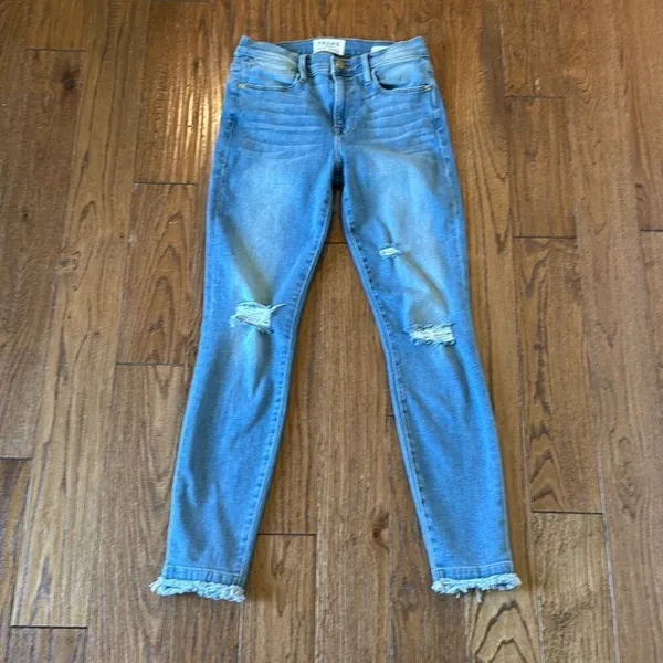 Frame Le High skinny distressed knee jeans size 26 - Image 4