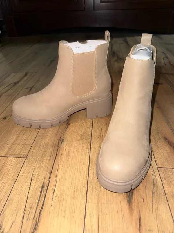 Mia Women’s Ivy boots - Image 2
