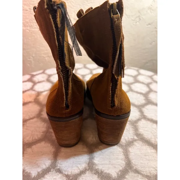 Sam Edelman Suede Ankle Boots in Chestnut - Image 7