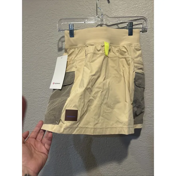 Lululemon Women's Detours Welcome Multi Pocket Cargo Skirt W Shorts NWT 2 - Image 6