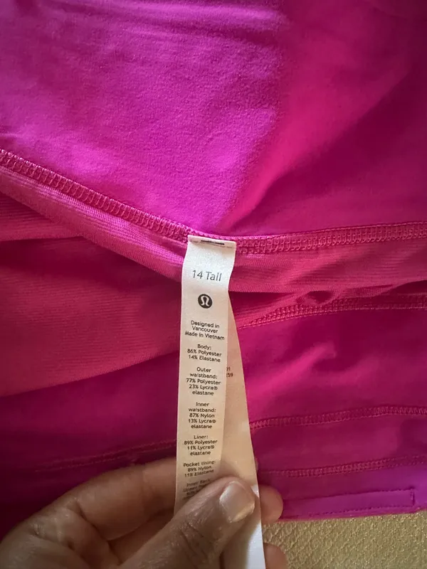 Lululemon Speed Up Shorts 4" - Image 4