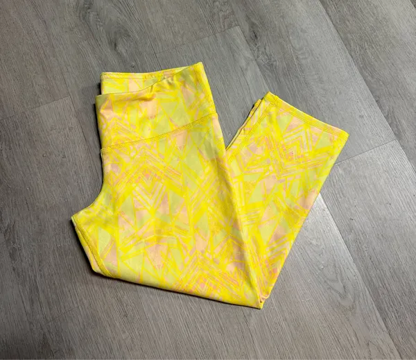 Alo cropped leggings - Image 2