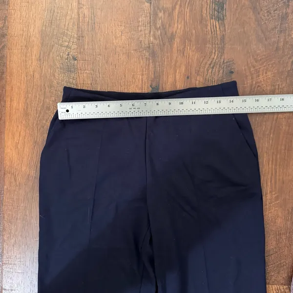 UNIQLO navy elastic waist ponte pants, size M - Image 6