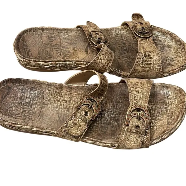 Stuart Weitzman Women's Slide Sandals Brown Size‎ 8.5 Elegant Design - Image 2