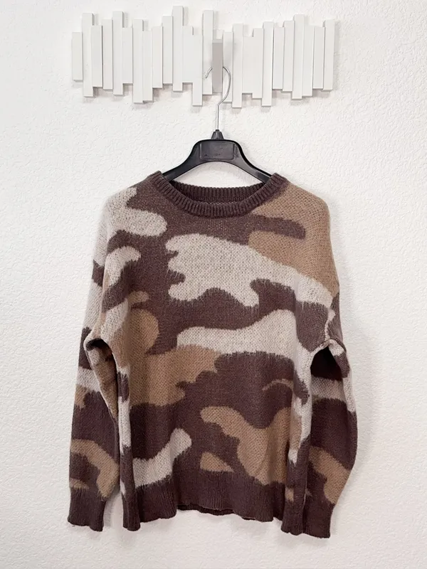 Amazon Brown Neutral Camo Print Crewneck Pullover Knit Sweater - Image 2