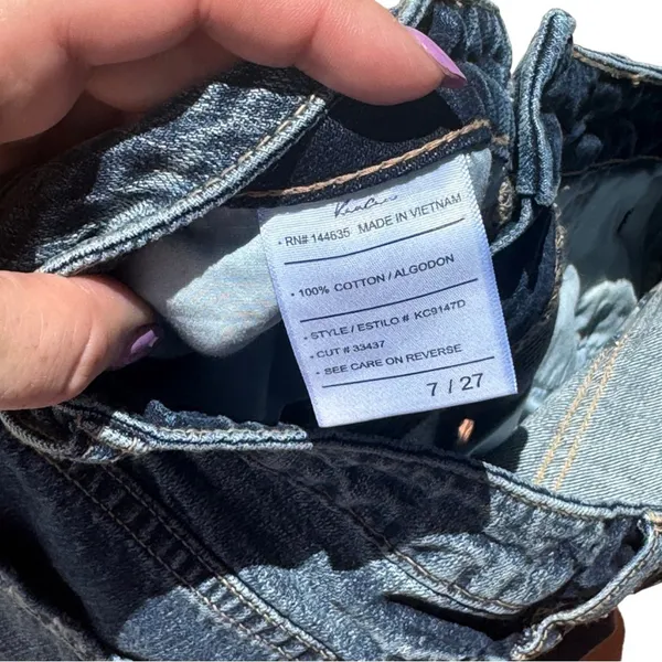 Kancan High Rise Girlfriend Jeans EUC Size 7/27 Blue - Image 8