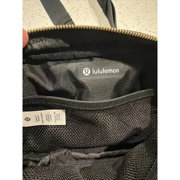 Lululemon Everywhere Belt Bag Women 1L Black Quilted Gold Hardware Fanny Pack - Image 5