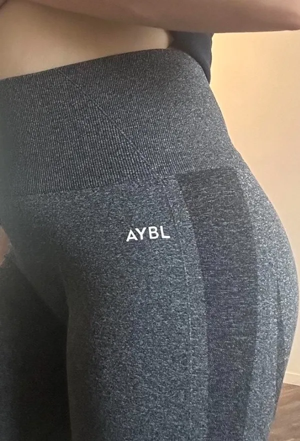 AYBL Seamless Leggings - Image 3