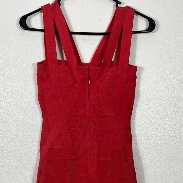 Herve Leger Crimson Strappy Bandage Mini Dress Size S 90% Rayón 9% Nylon - Image 7