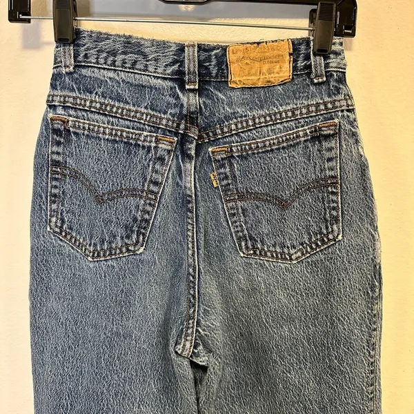 Levi’s mom jeans 90s vintage stonewash denim high rise blue jeans women’s jeans! - Image 3