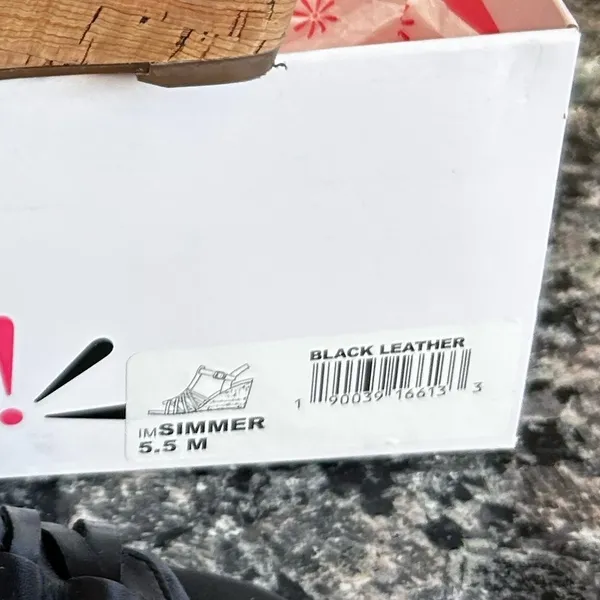 Isaac Mizrahi Black Leather Simmer Strappy Wedges size 5.5 - Image 10