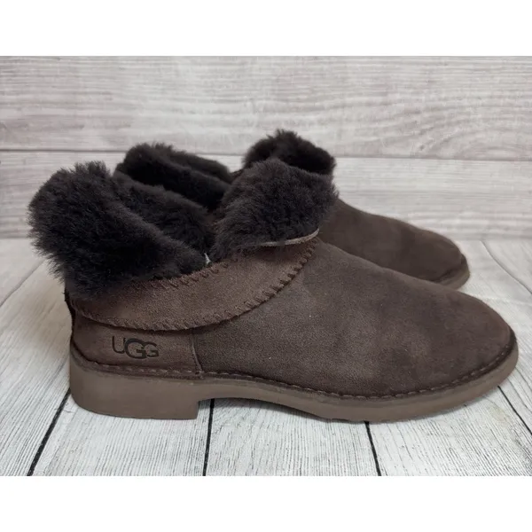 UGG Cory II Grey Suede Sheepskin Lined Ankle Boots Womens Slim Silhouette Sz 8.5 - Image 5