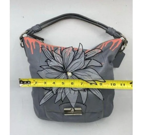 coach w hand customized by me street art gray cora - Image 4