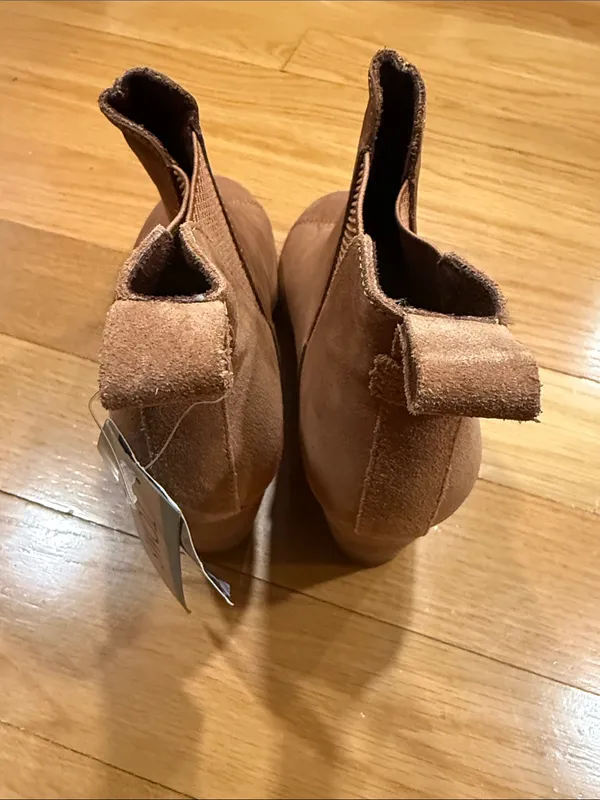 Toms NWT Kelsey wedge pull on booties size 5 . - Image 3