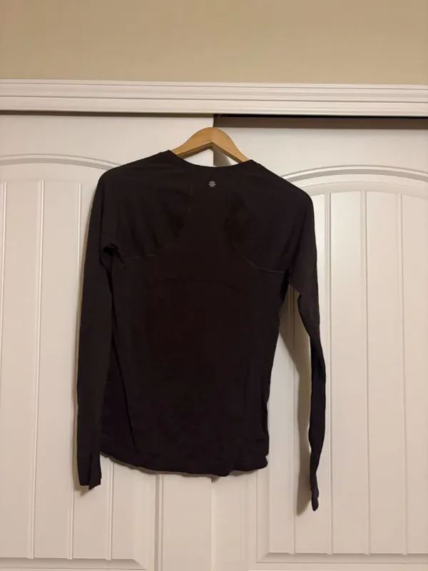 Athleta Activewear Top Estimated Size Xtra Small Dark Gray Fitted Long Sleeve - Image 2