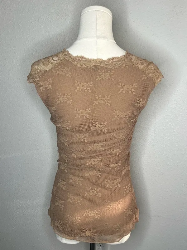 Y2K Ann Ferriday Tan Floral Mesh Lace Surplice Sleeveless Fairycore Blouse - Image 2
