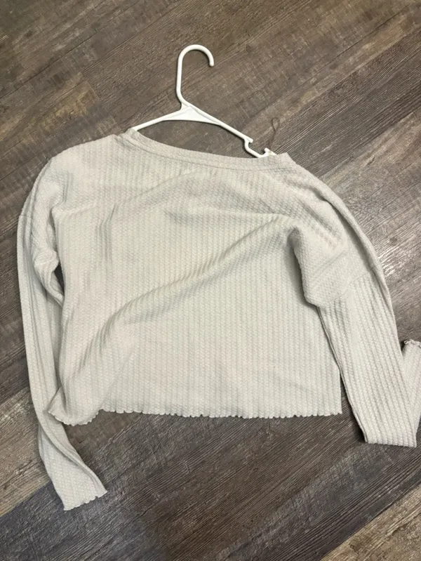 Lauren Conrad Soft Ribbed Knit set with Floral Heart Patch - Light Gray - Image 3