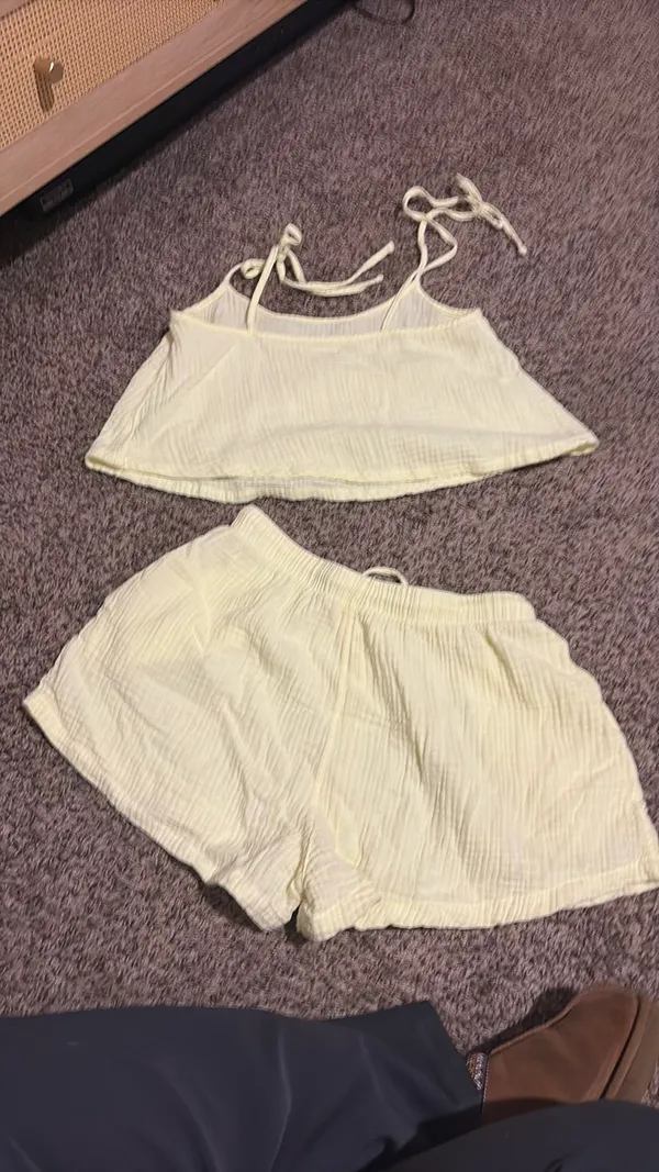 Two piece set - Image 2