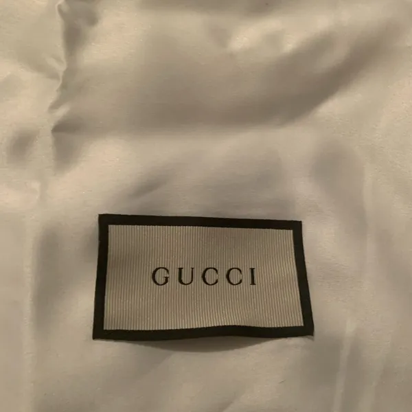 Preloved Gucci‎ dustbag. About 14x8.5 inches - Image 2