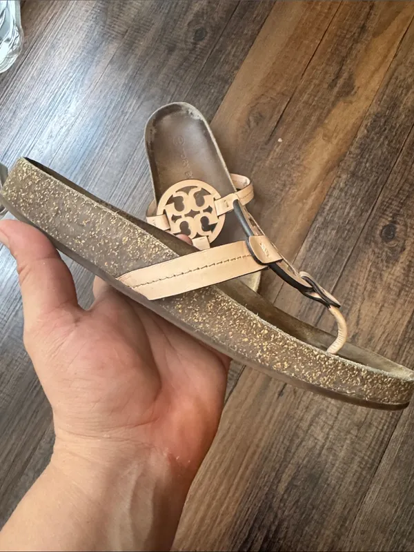 Tory Burch Pale Pink Leather Logo Thong Sandals - Image 9