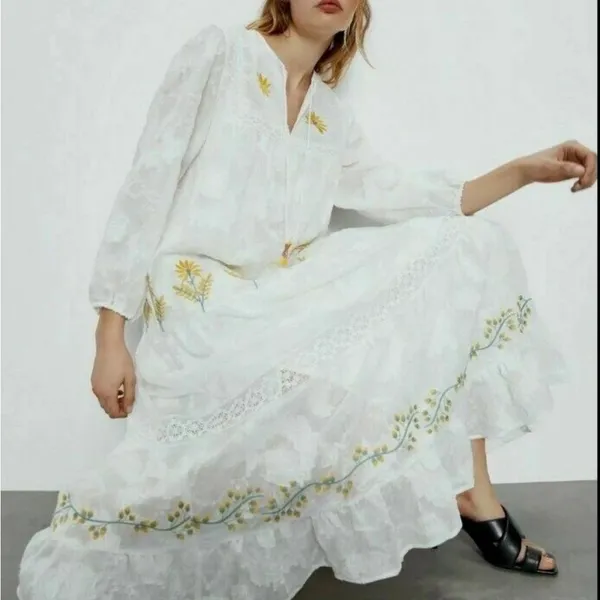 Zara Crochet Embroidered Dress Maxi‎ Bloggers Fav - Image 3