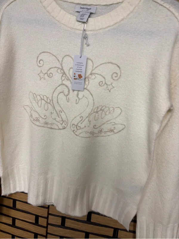 Haute hippie cream swan sweater size XS - Image 3