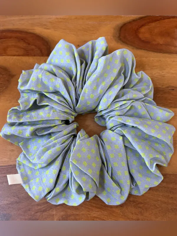 FREE PEOPLE Extra Large Jumbo Scrunchie - Image 3
