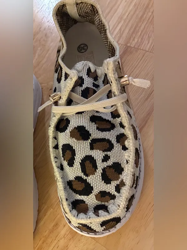 Leopard Print Slip-On Women’s Shoes in Beige Size 5.5 - Image 6