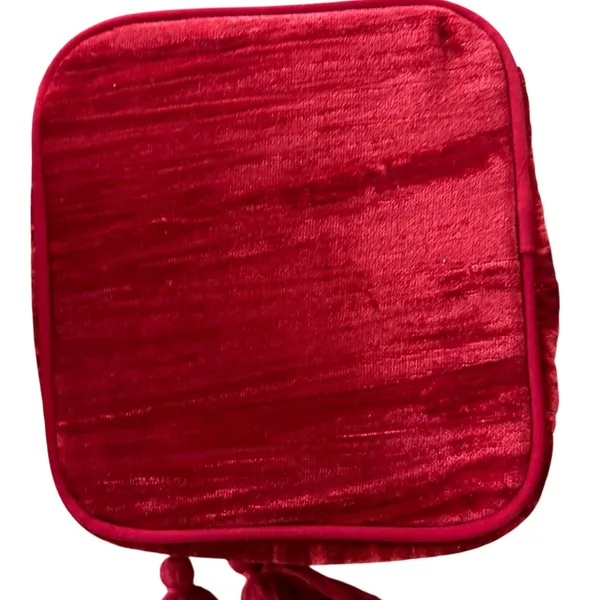 Sézane Crushed Red Velvet Cotton Lined Tassel Zipper Travel Case - Image 6