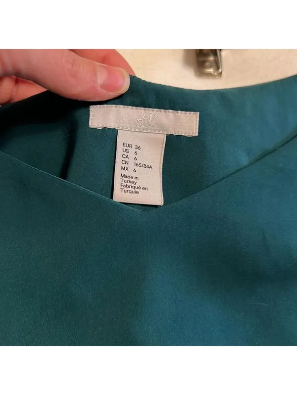 H&M‎ Teal Green Cold Shoulder Bell Sleeve Blouse Women's Size 6 - Image 2
