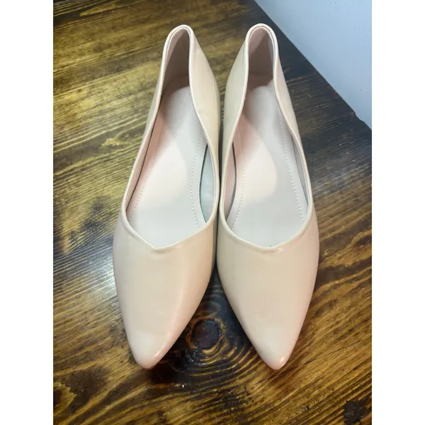 Neutral Pointed Toe Low‎ Heels Size 11 - Image 3