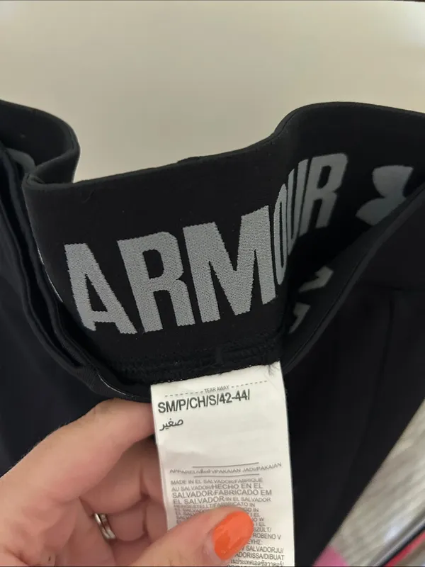 Under Armour Black Strappy Sports Bra and High-Waist Leggings Set - Image 3