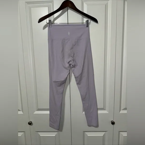 Free People Movement Lightweight Soft Active Leggings M - Image 4