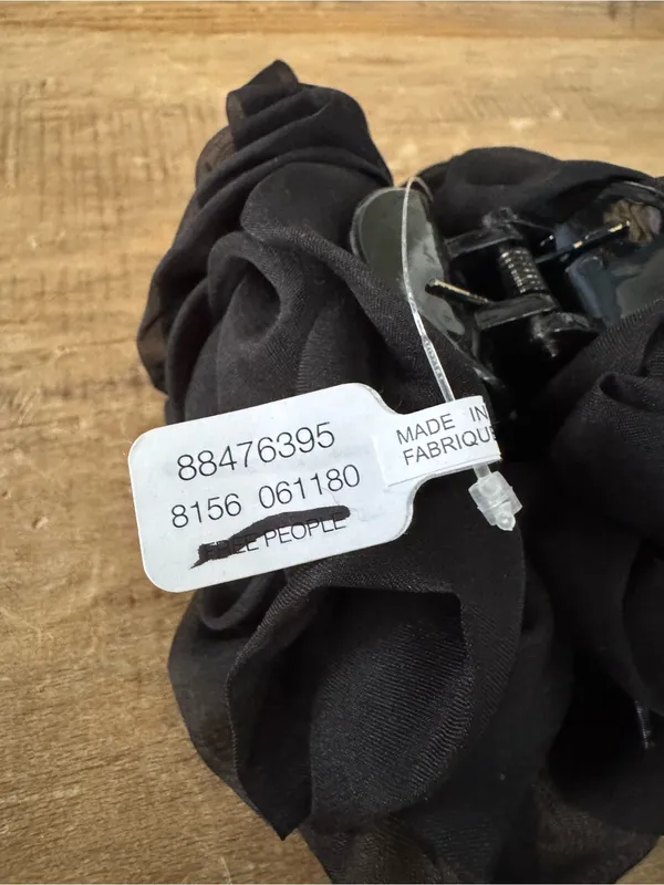 NWT Free People Black Scrunchie Hair Claw Clip - Image 6