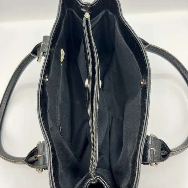 Black Crocodile - Image 5