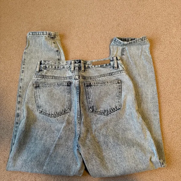 White Fox Boutique High Waisted Mom Jeans - Image 3