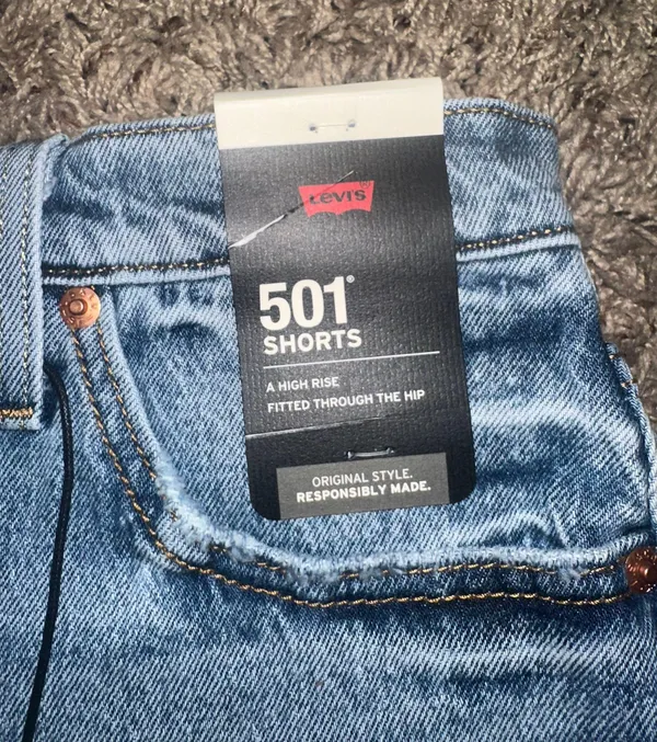 Levi’s 501 Shorts - Image 3