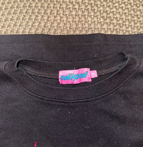 Edikted Heart Tee - Image 2