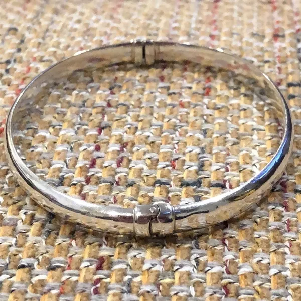 Sterling Silver Spring Closure Locking Clasp Closure Bangle Bracelet Silver - Image 4