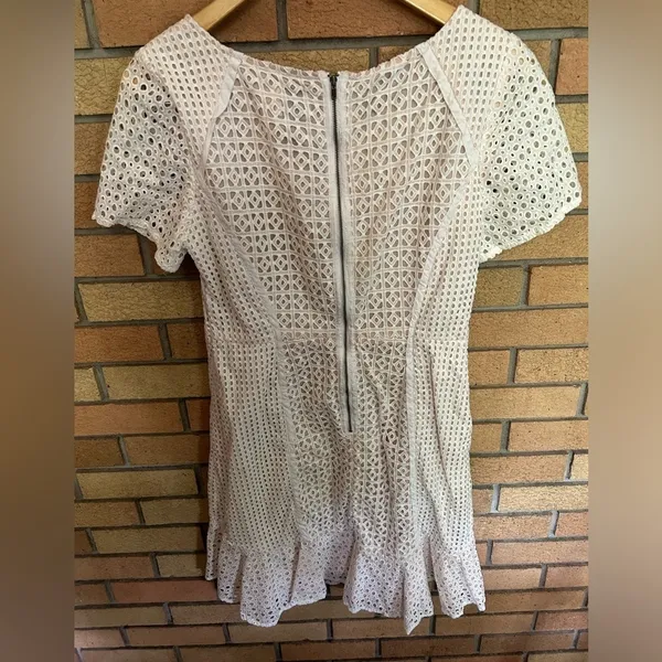 Anthropologie HD in Paris Georgia Eyelet Dress Ruffle Hem White US Size 10 - Image 6